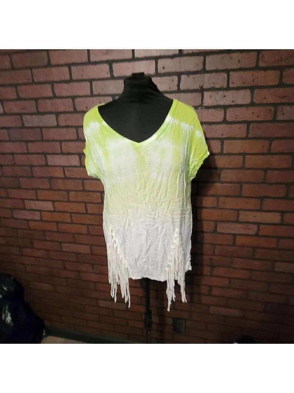 B.L.E.U. green and white tie dye with fringe shirt- cap sleeve size XL.
